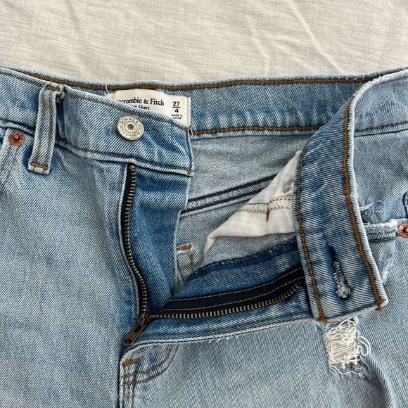 Abercrombie & Fitch Cut Off Jean Shorts Size 27 - Picture 6 of 7